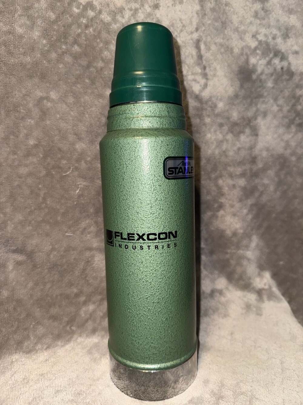 Vintage Aladdin Stanley A-944DH Quart Vacuum Thermos Bottle Flexcon Industries